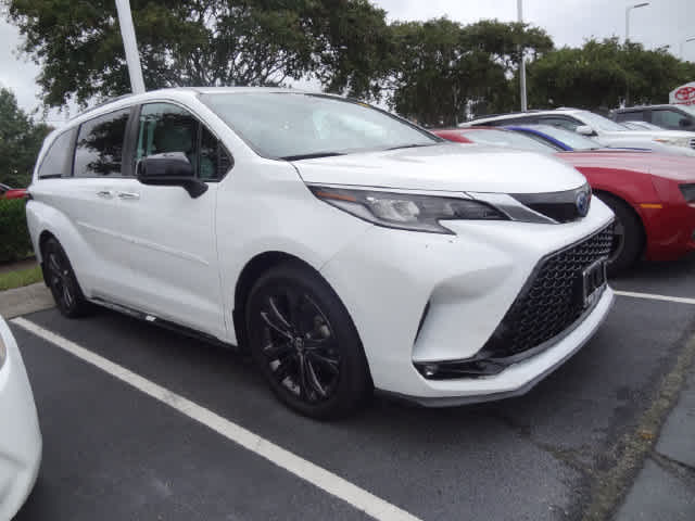 2023 Toyota Sienna XSE