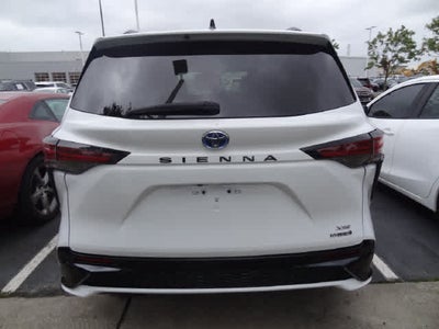 2023 Toyota Sienna XSE