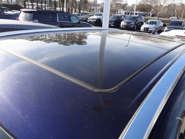 2022 Toyota Highlander Hybrid Platinum