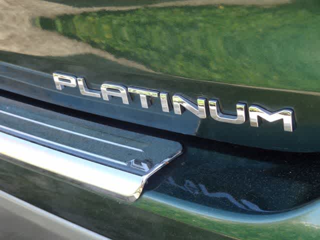 2024 Toyota Highlander Hybrid Platinum