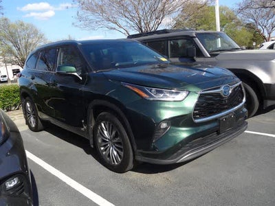 2024 Toyota Highlander Hybrid Platinum