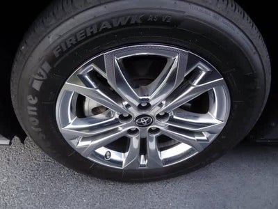 2023 Toyota Sienna Platinum