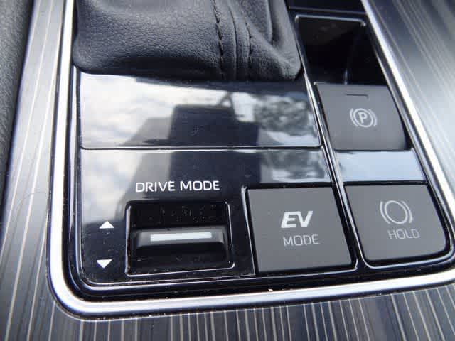 2023 Toyota Sienna Platinum