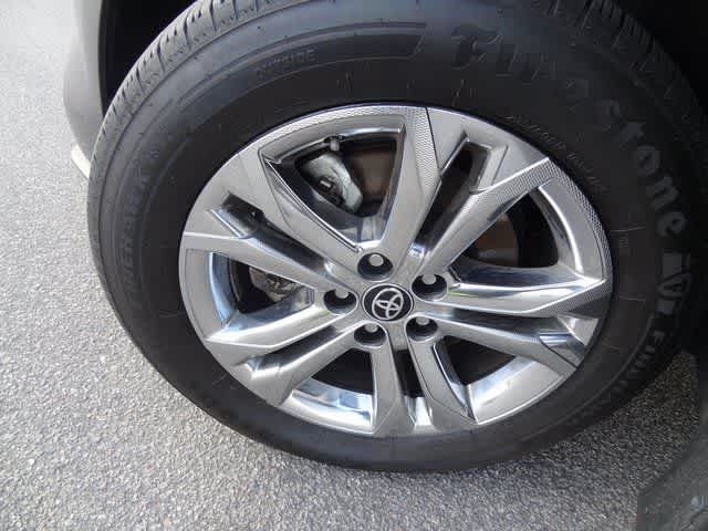 2023 Toyota Sienna Platinum