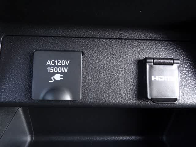2023 Toyota Sienna Platinum