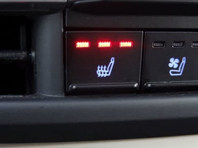2023 Toyota Sienna Platinum
