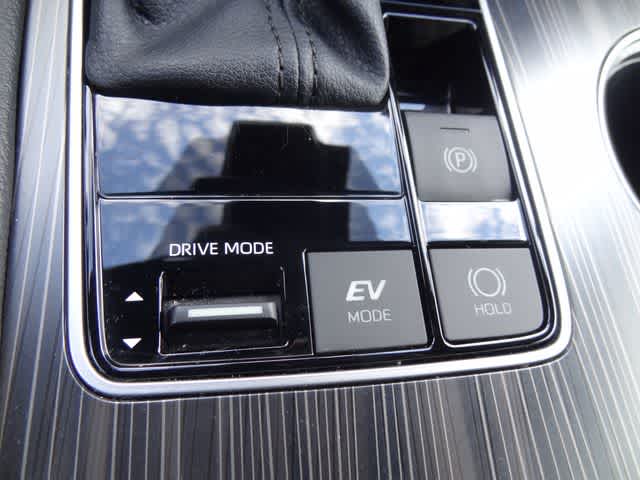 2023 Toyota Sienna Platinum