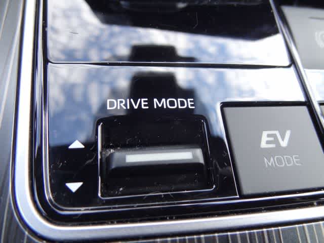 2023 Toyota Sienna Platinum