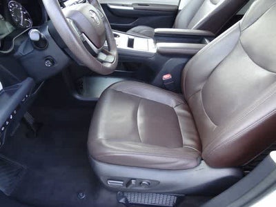 2023 Toyota Sienna Platinum