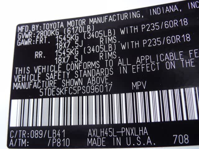 2023 Toyota Sienna Platinum