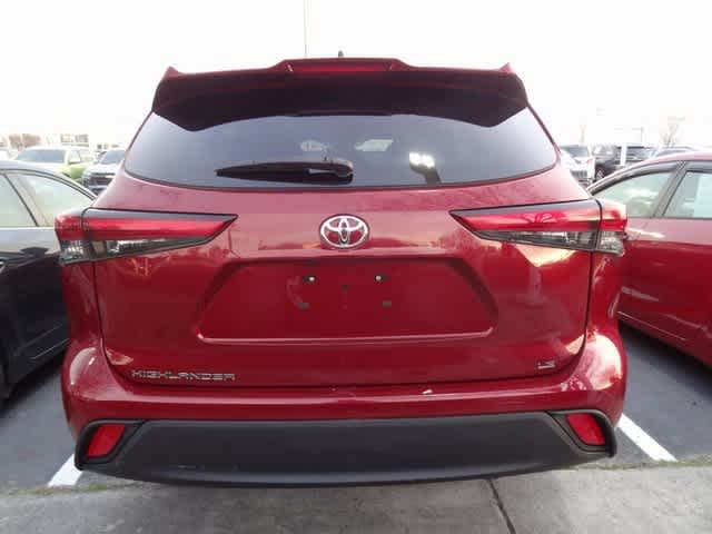 2023 Toyota Highlander LE