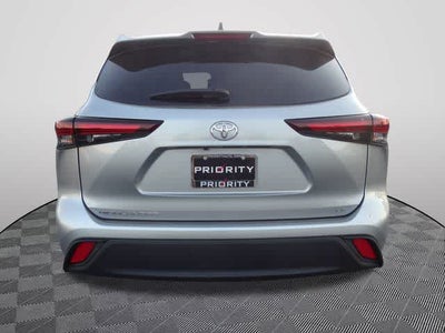 2025 Toyota Highlander LE