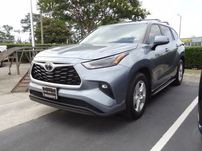 2024 Toyota Highlander LE