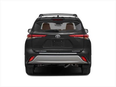2023 Toyota Highlander Platinum