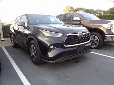 2023 Toyota Highlander XLE