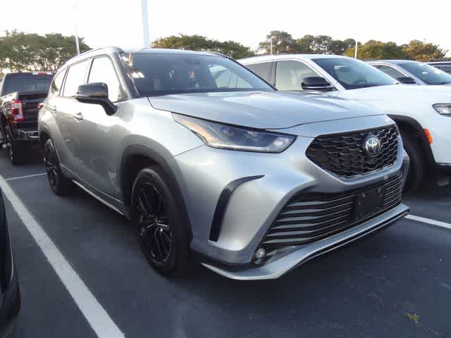 2025 Toyota Highlander XSE