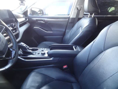 2023 Toyota Highlander Limited
