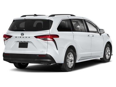 2023 Toyota Sienna XLE