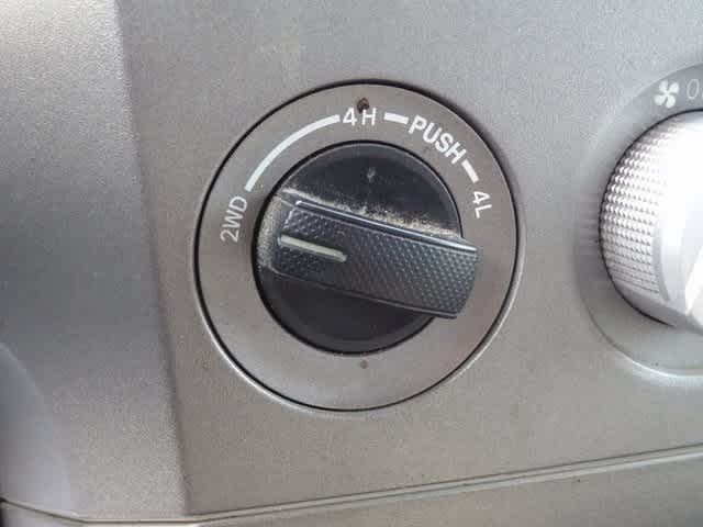 2013 Toyota Tundra Double Cab 4.6L V8 6-Spd AT (Natl)