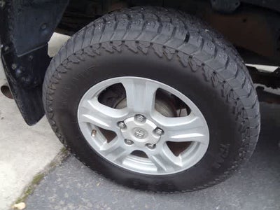 2010 Toyota Tundra Dbl 5.7L V8 6-Spd AT (Natl)