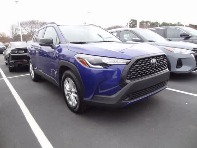 2025 Toyota Corolla Cross LE