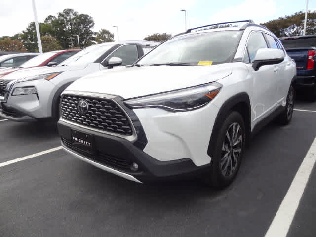 2024 Toyota Corolla Cross XLE