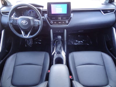 2025 Toyota Corolla Cross XLE