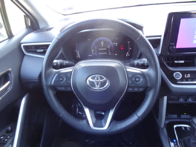 2025 Toyota Corolla Cross XLE