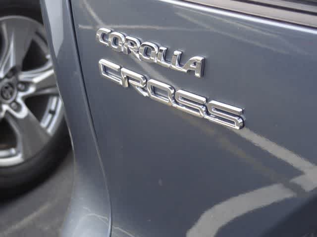 2025 Toyota Corolla Cross XLE