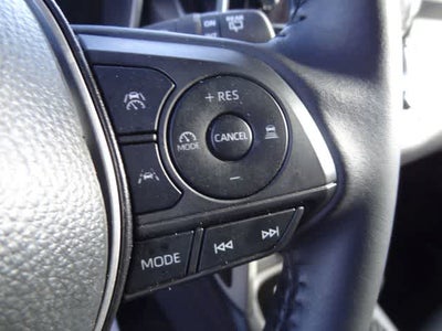 2025 Toyota Corolla Cross XLE