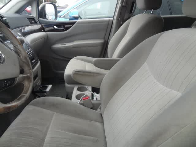 2014 Nissan Quest SV