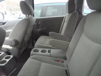 2014 Nissan Quest SV