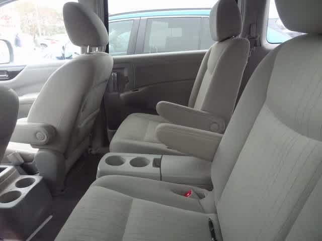 2014 Nissan Quest SV