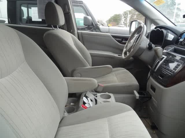 2014 Nissan Quest SV