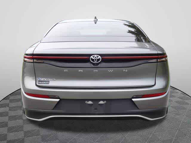 2024 Toyota Crown XLE