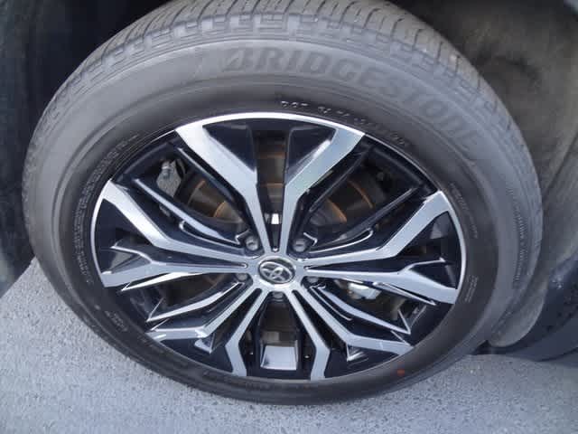 2023 Toyota Crown XLE