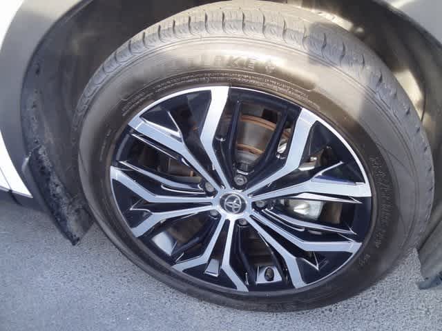 2023 Toyota Crown XLE