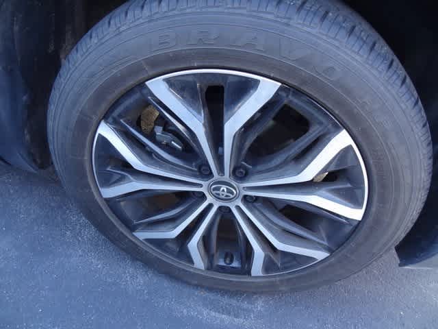 2024 Toyota Crown XLE