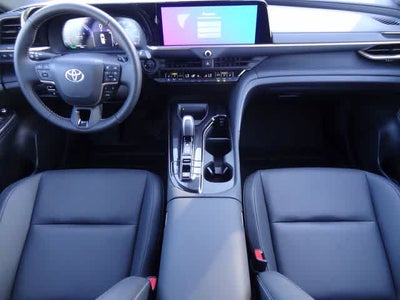 2025 Toyota Crown Signia XLE