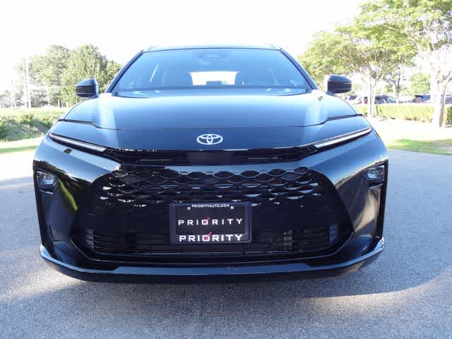 2025 Toyota Crown Signia XLE