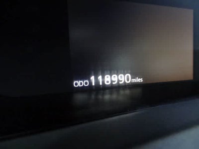 2022 Toyota Prius LE