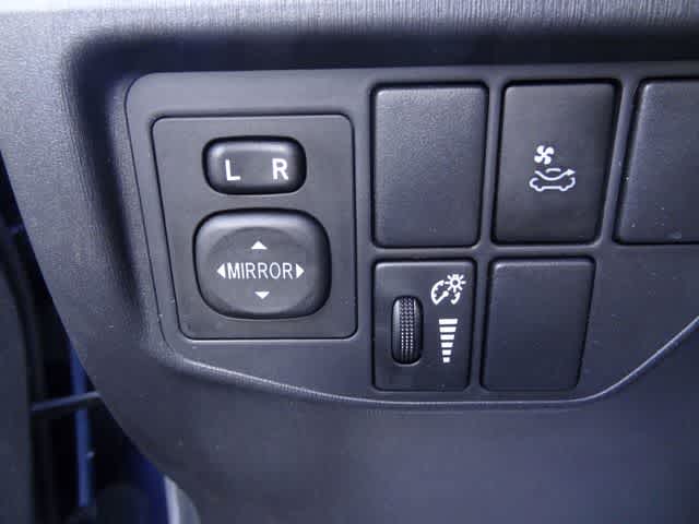 2015 Toyota Prius Four