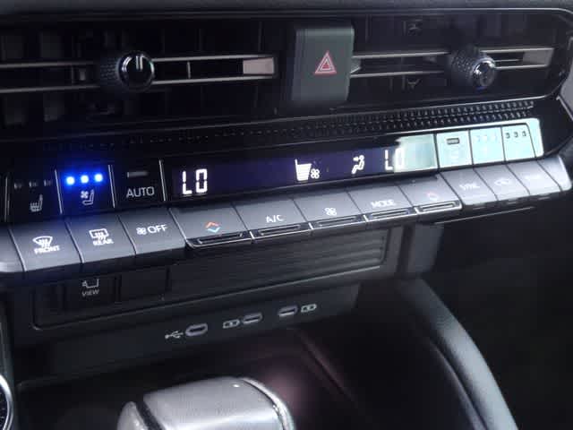 2024 Toyota Land Cruiser 4WD (Natl)