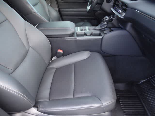 2024 Toyota Land Cruiser 4WD (Natl)