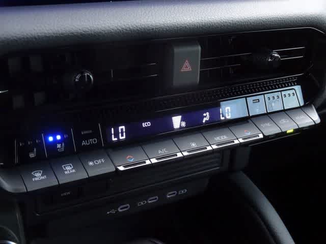 2024 Toyota Land Cruiser 4WD (Natl)