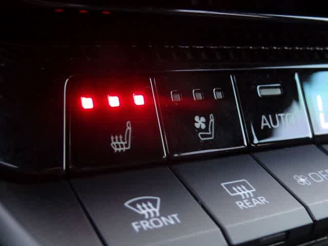 2024 Toyota Land Cruiser 4WD (Natl)