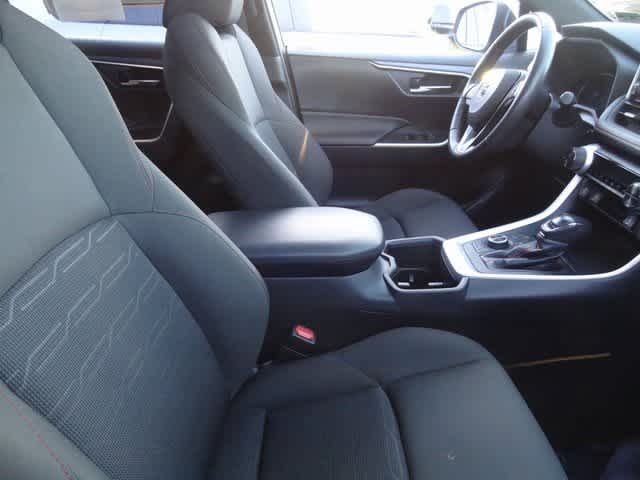 2024 Toyota RAV4 Prime SE