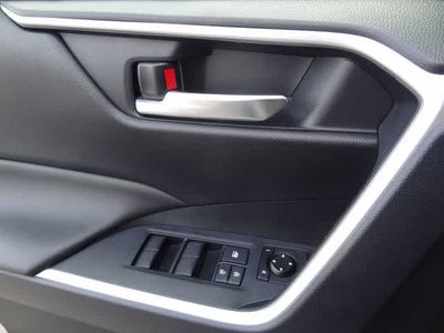 2019 Toyota RAV4 Hybrid XLE