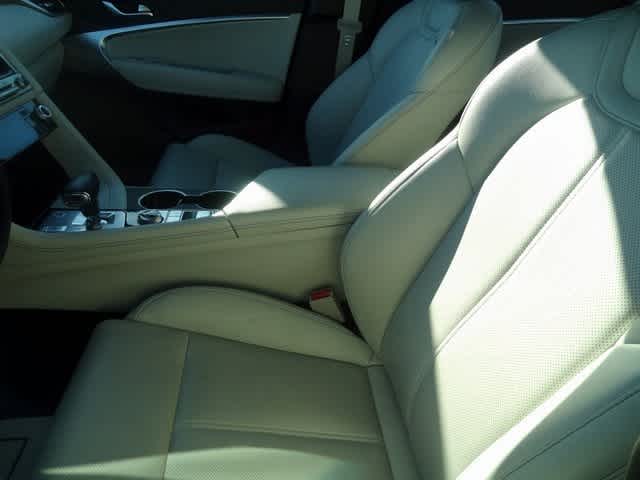 2024 Genesis G70 2.5T