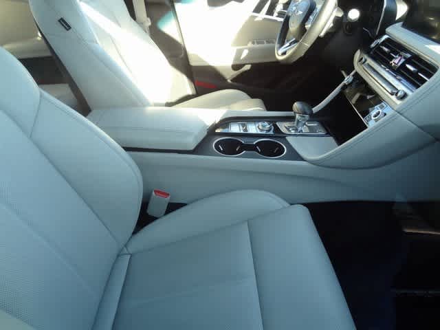 2024 Genesis G70 2.5T
